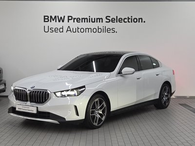 BMW 5 SERIES - 1
