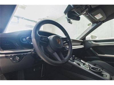 صورة 9 لـ 2023 Porsche 911