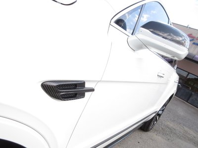 صورة مصغرة 34 لـ 2017 Bentley BENTAYGA
