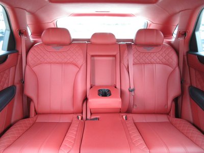 صورة مصغرة 105 لـ 2017 Bentley BENTAYGA
