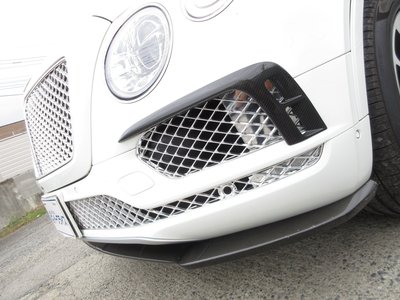 BENTLEY BENTAYGA - 10