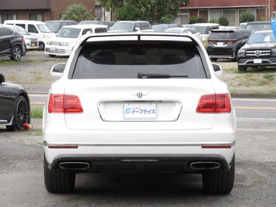 BENTLEY BENTAYGA - 6