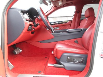 صورة مصغرة 82 لـ 2017 Bentley BENTAYGA