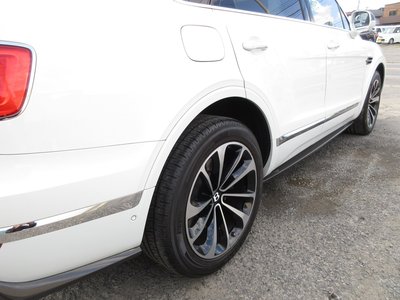 صورة مصغرة 63 لـ 2017 Bentley BENTAYGA