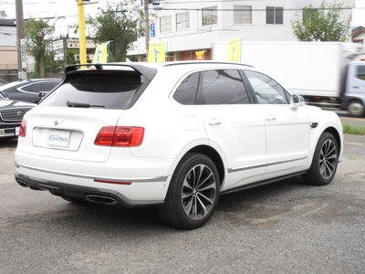 BENTLEY BENTAYGA - 5