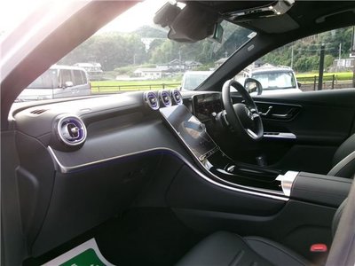 2025 Mercedes-BENZ GLC — миниатюра 28