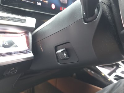 2025 BMW 7 SERIES — миниатюра 31