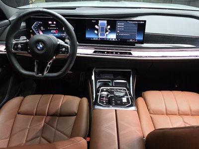 BMW 7 SERIES - 5