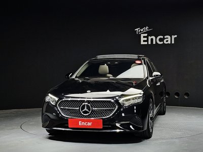 MERCEDES-BENZ E-CLASS - 2