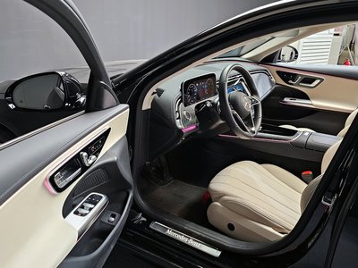 MERCEDES-BENZ E-CLASS - 10