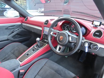 صورة مصغرة 16 لـ 2020 Porsche 718 SPYDER