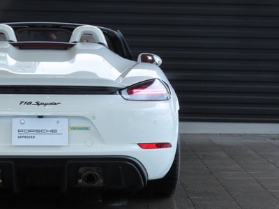 صورة مصغرة 13 لـ 2020 Porsche 718 SPYDER