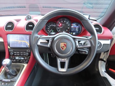 صورة مصغرة 18 لـ 2020 Porsche 718 SPYDER