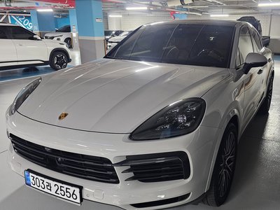 PORSCHE CAYENNE - 1