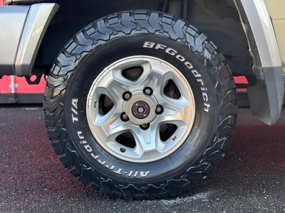 TOYOTA LAND CRUISER 70 - 9