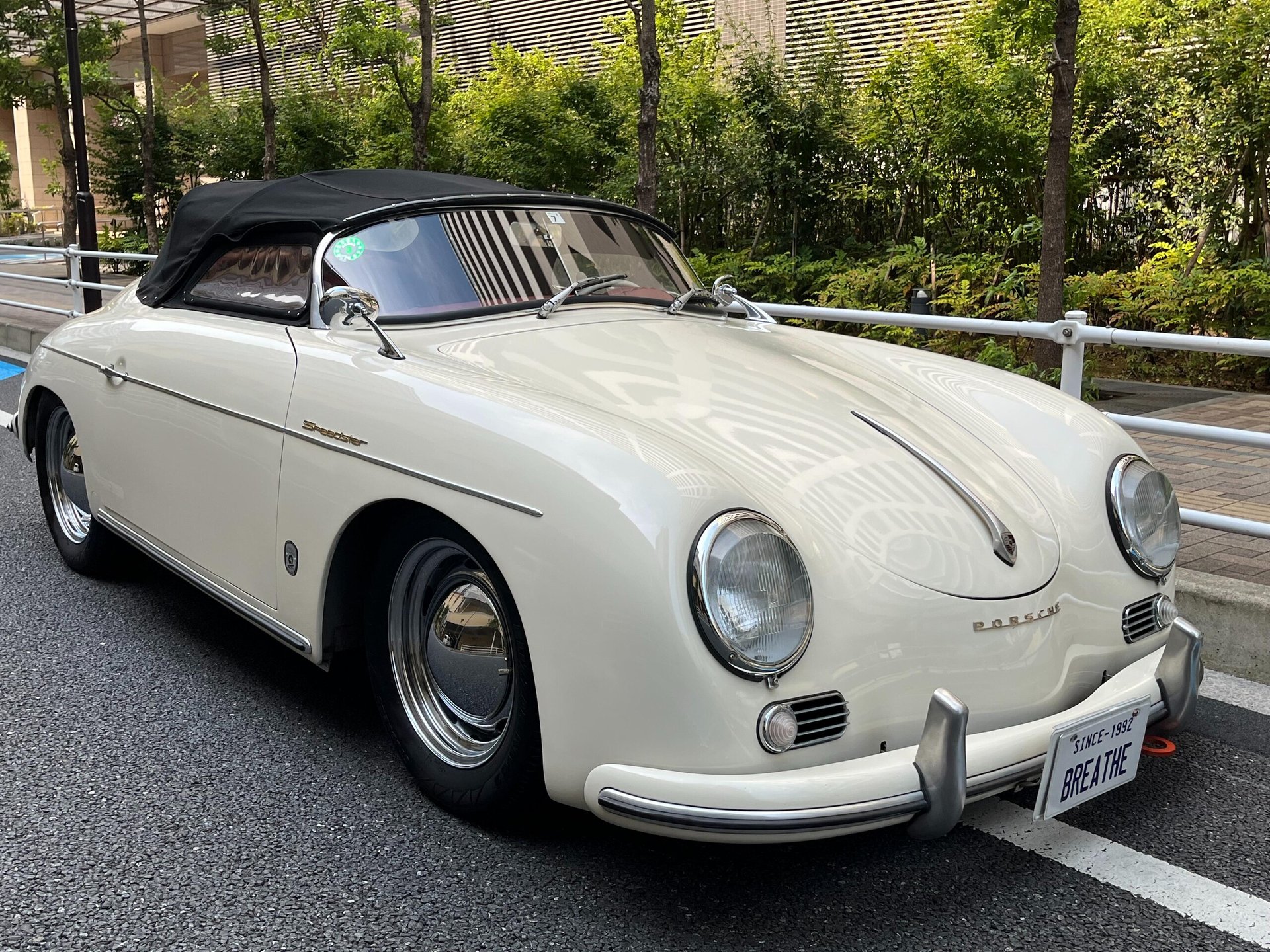 PORSCHE 356 - View 1