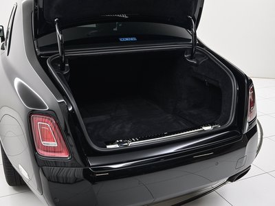 ROLLS-ROYCE PHANTOM - 9