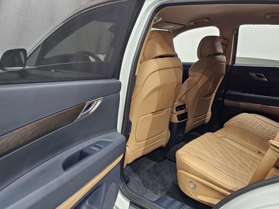 2022 Genesis GV80 — миниатюра 11