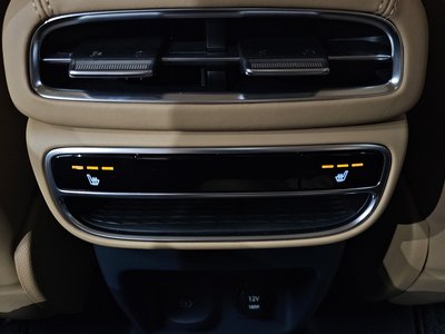 2022 Genesis GV80 — миниатюра 19