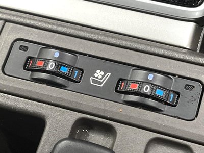 TOYOTA LAND CRUISER PRADO - 7