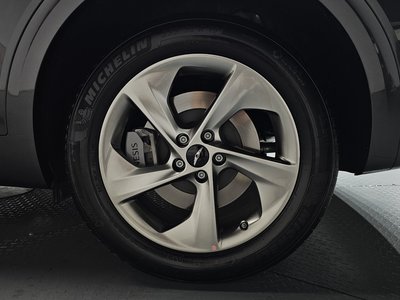 2026 Genesis GV70 photo 9