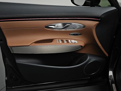 صورة مصغرة 15 لـ 2026 Genesis GV70