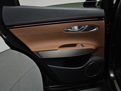 صورة مصغرة 16 لـ 2026 Genesis GV70