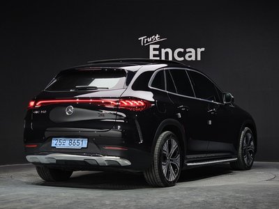 MERCEDES-BENZ EQE - 4