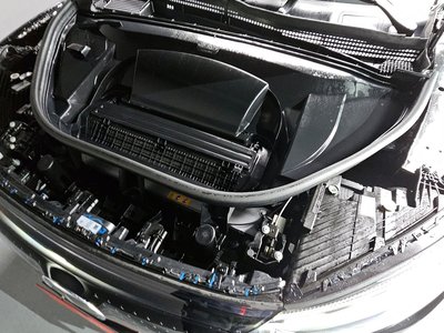 MERCEDES-BENZ EQE - 7