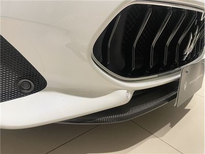 MASERATI GRANTURISMO - 8