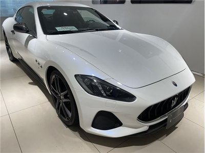 MASERATI GRANTURISMO - 1