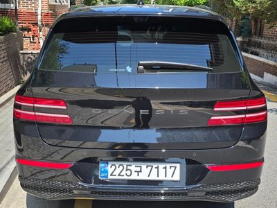 GENESIS GV80 - 3