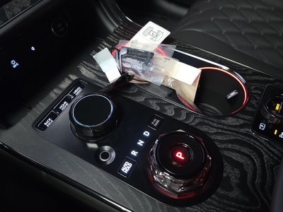 2026 Genesis GV80 COUPE thumbnail 12