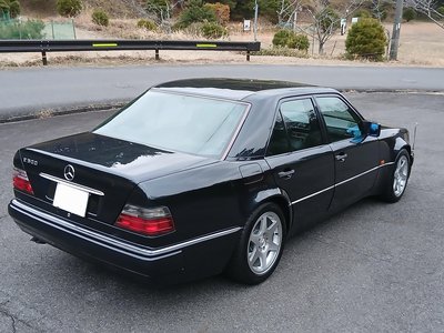 MERCEDES-BENZ E-CLASS - 5