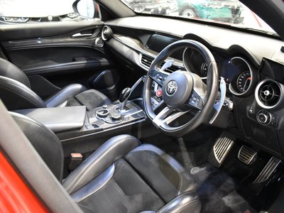 2019 ALFA Romeo STELVIO — фото 19