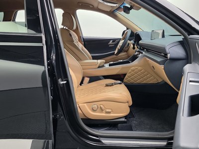 2022 Genesis GV80 — миниатюра 16