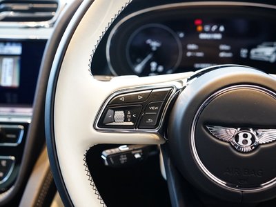 صورة مصغرة 29 لـ 2021 Bentley BENTAYGA