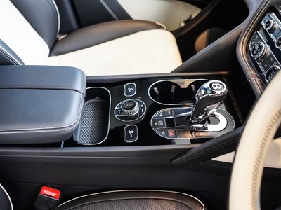 صورة مصغرة 22 لـ 2021 Bentley BENTAYGA