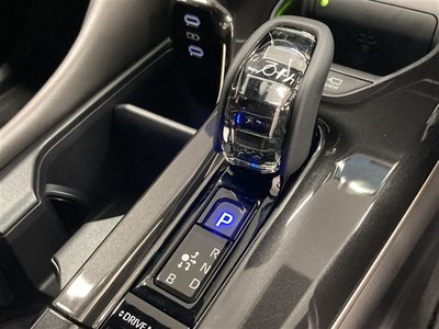 2026 Toyota CROWN SPORT thumbnail 32