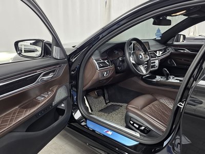BMW 7 SERIES - 10