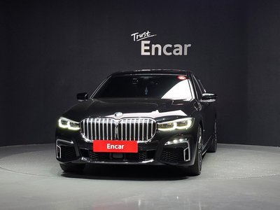 BMW 7 SERIES - 2