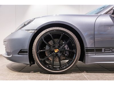 PORSCHE 718 BOXSTER - 10