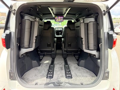 2024 Toyota ALPHARD 缩略图 60