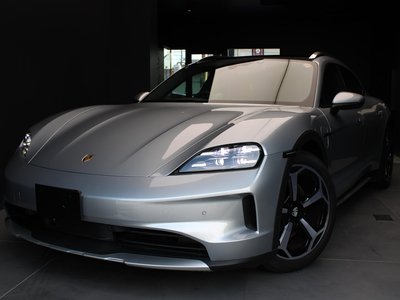 PORSCHE TAYCAN CROSS TURISMO