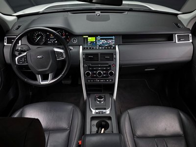 LAND ROVER DISCOVERY SPORT - 4