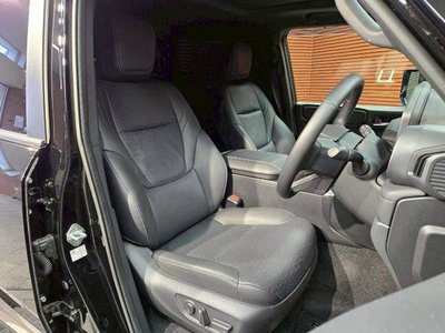 TOYOTA LAND CRUISER 250 - 7