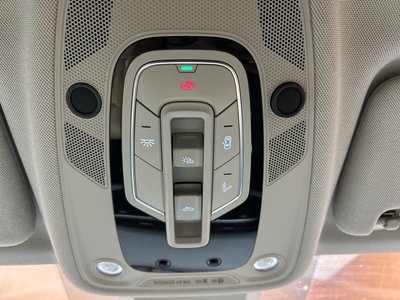 2021 AUDI Q7 — миниатюра 34