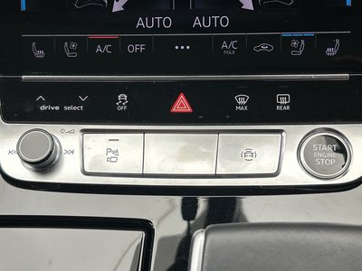 2021 AUDI Q7 — миниатюра 18