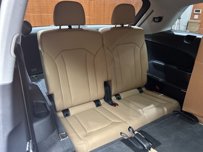 AUDI Q7 - 10