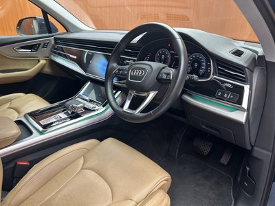 AUDI Q7 - 5